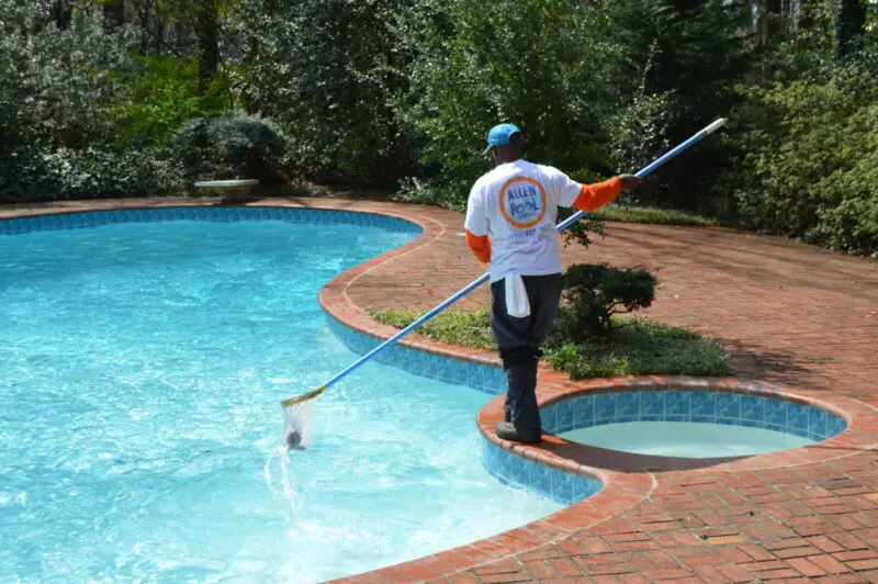 The Top 7 Tips For Maintaining Your Swimming Pool